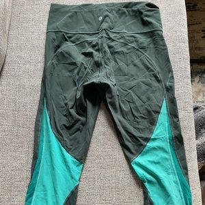 Lululemon Mix & Mesh Crop 21”
